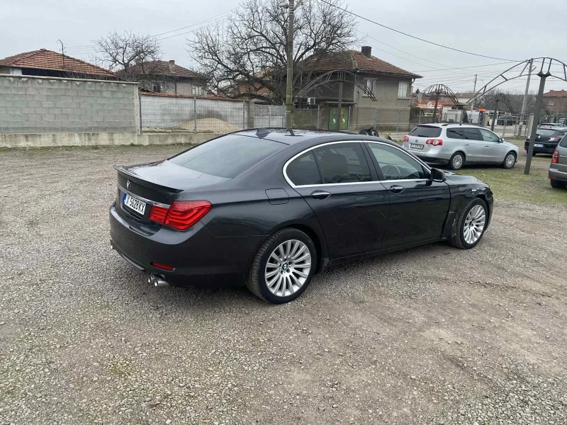 BMW 730, снимка 2 - Автомобили и джипове - 48936038