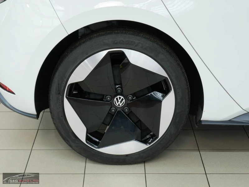 VW ID.3 PRO-PERFORMANCE/204HP/PANO/ACC/HUD/AMBI/273vpr, снимка 4 - Автомобили и джипове - 49930471