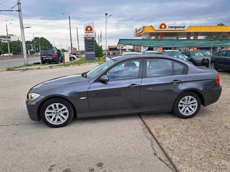 BMW 320 Diesel AUTO, снимка 4 - Автомобили и джипове - 50605648