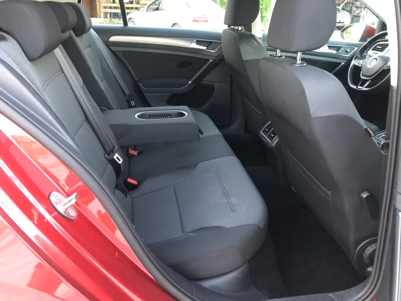 VW Golf 1.6, снимка 8 - Автомобили и джипове - 51990980