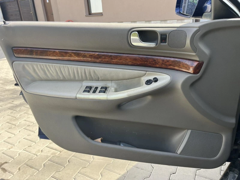 Audi A4 2.8 Quattro, снимка 6 - Автомобили и джипове - 52619382