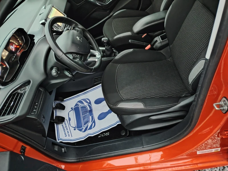 Peugeot 208 1.6 Blue HDi, снимка 11 - Автомобили и джипове - 52699099