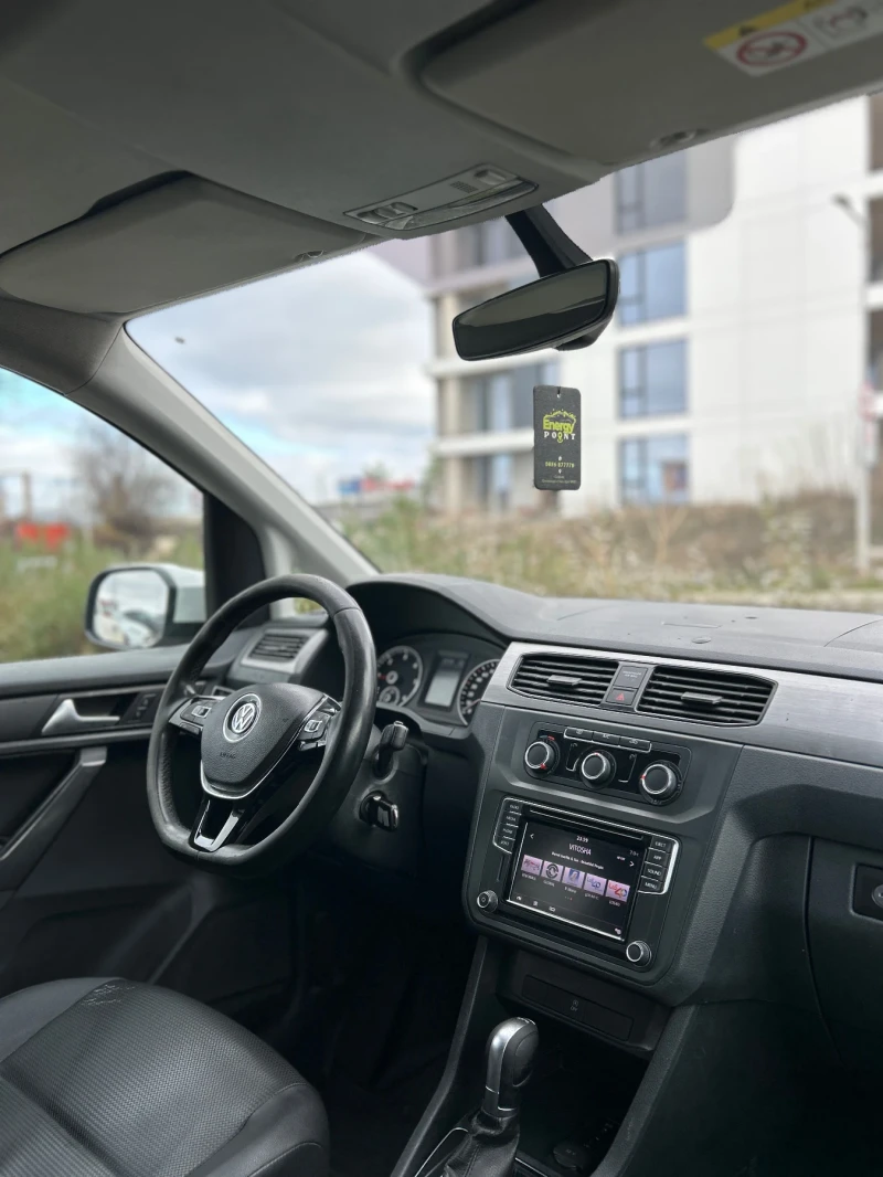 VW Caddy MAXI* 6+ 1* DSG* 2.0TDI, снимка 12 - Автомобили и джипове - 52704775