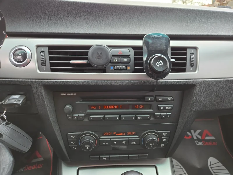 BMW 320 2.0D-163кс= АВТОМАТ= КСЕНОН= ШИБЕДАХ= ОБСЛУЖЕН, снимка 16 - Автомобили и джипове - 52776675