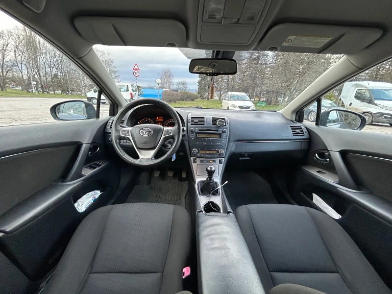 Toyota Avensis 1.8i 147кс., снимка 10 - Автомобили и джипове - 53024341