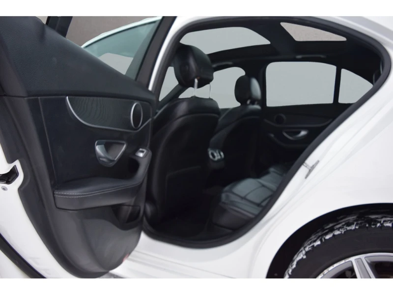 Mercedes-Benz C 300 * C300 4MATIC Navigation AMG Alloys * CARFAX * ЦЕН, снимка 17 - Автомобили и джипове - 53036432