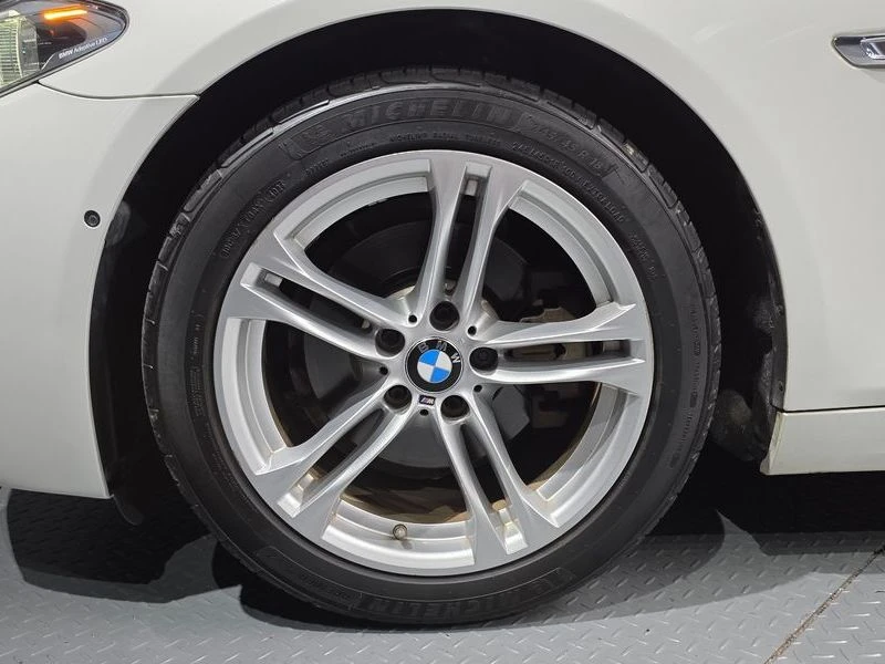 BMW 520 520d M Aero Dynamic| 190к.с.| ВКЛ.ТЕХНОТЕСТ, снимка 5 - Автомобили и джипове - 55616788