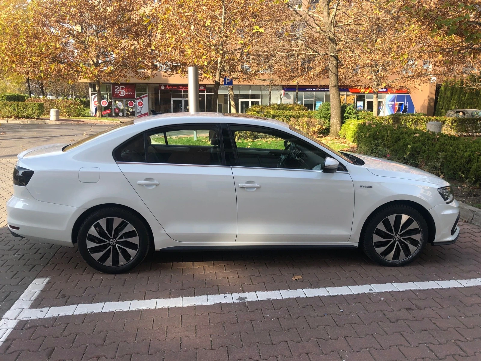 VW Jetta HYBRID - изображение 3