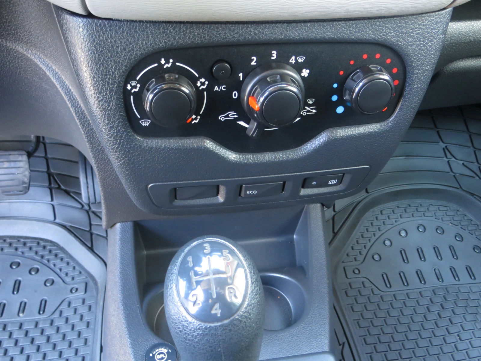 Dacia Dokker 1, 6 ������/��� �uro6b | Mobile.bg � ����������� 8