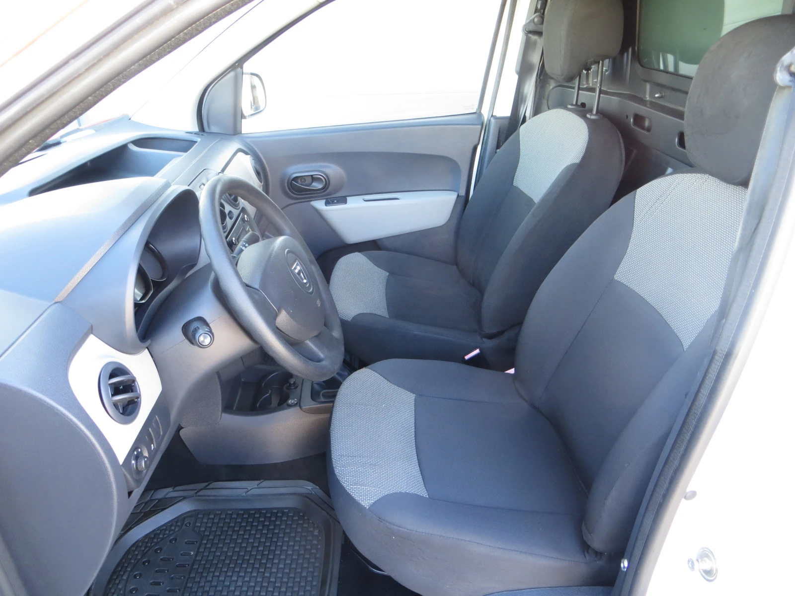 Dacia Dokker 1, 6 ������/��� �uro6b | Mobile.bg � ����������� 7