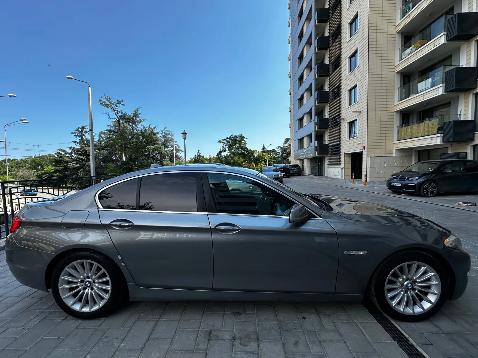 BMW 523 3.0i 204к.с. - изображение 8