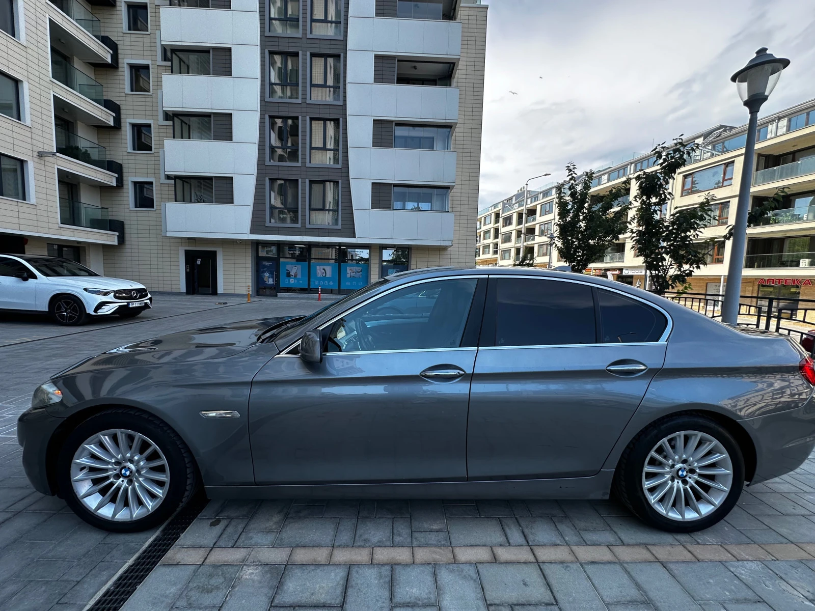 BMW 523 3.0i 204к.с. - изображение 7