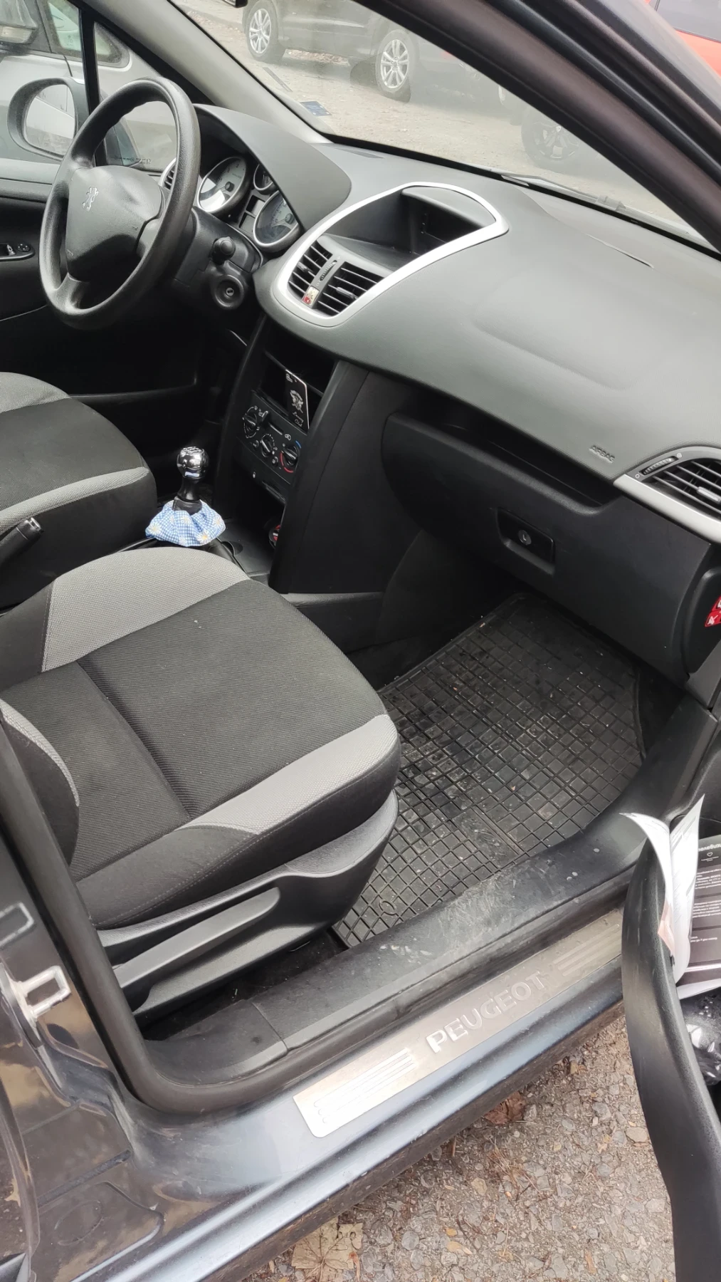 Peugeot 207  - изображение 9