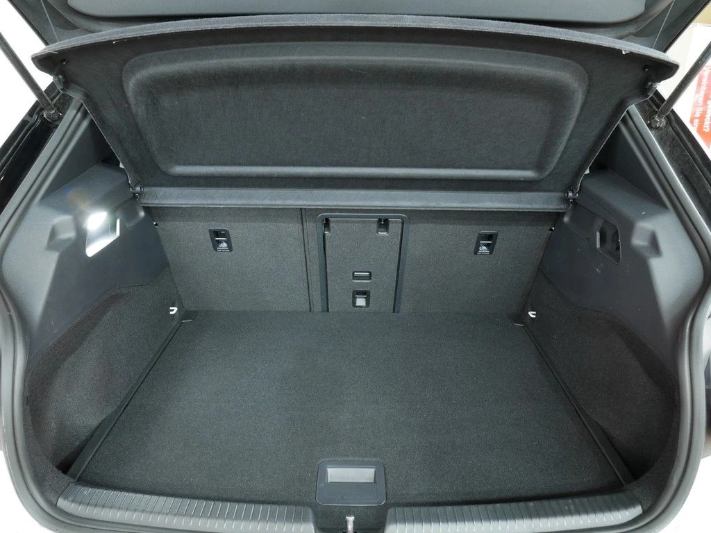 VW ID.3 PRO-PERFORMANCE/204HP/PANO/ACC/HUD/AMBI/273vpr - изображение 7