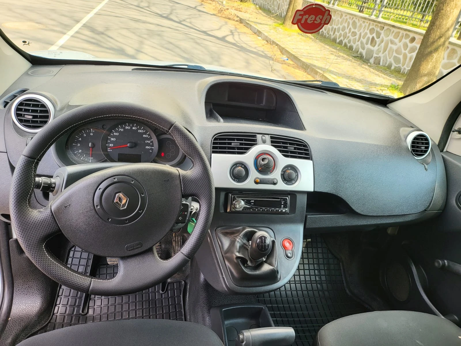 Renault Kangoo  - изображение 7
