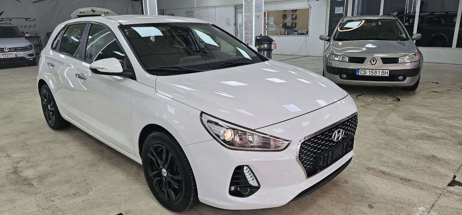 Hyundai I30 1.6 crdi navi Kamera Холандия лизинг  - изображение 4