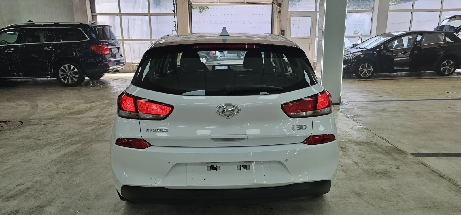 Hyundai I30 1.6 crdi navi Kamera Холандия лизинг  - изображение 7