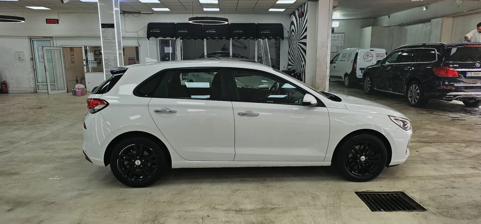 Hyundai I30 1.6 crdi navi Kamera Холандия лизинг  - изображение 3