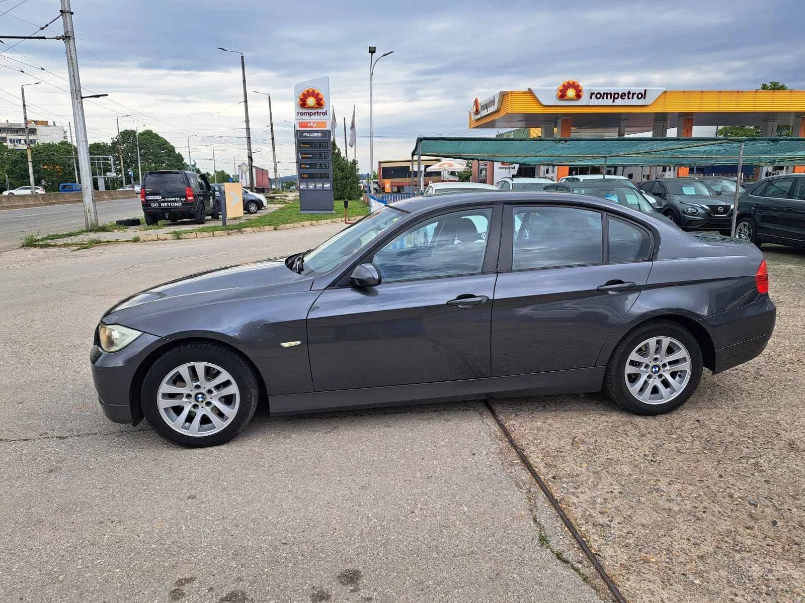 BMW 320 Diesel AUTO - изображение 4