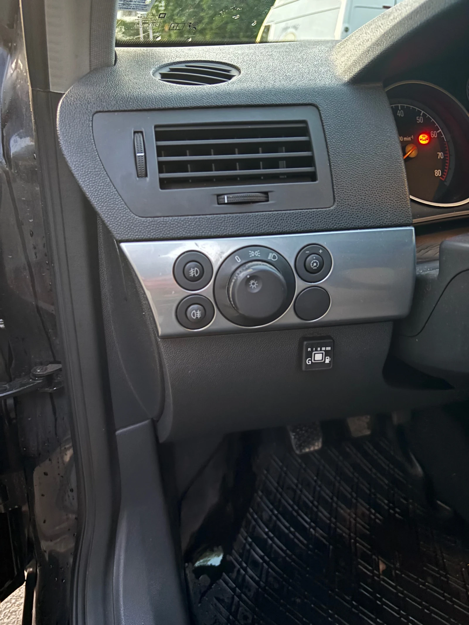 Opel Astra OPC  ГАЗ+ БЕНЗИН - изображение 8