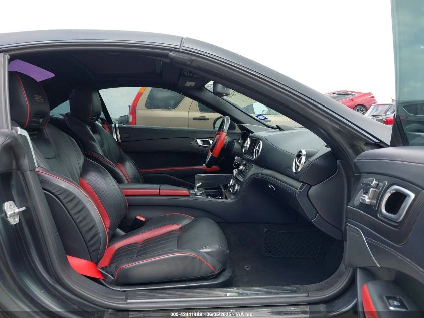 Mercedes-Benz SL  - изображение 10