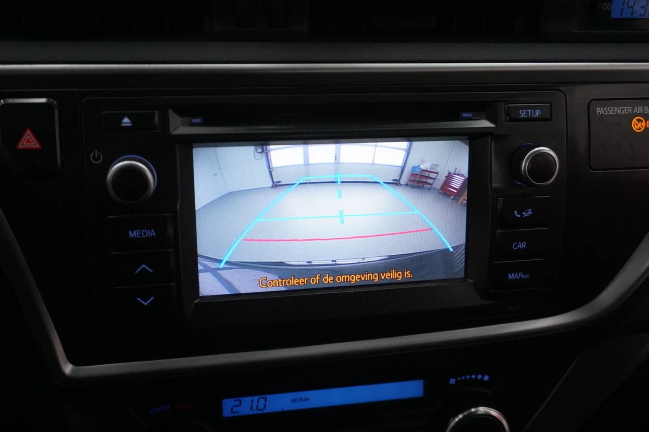 Toyota Auris 1, 4 D4d - изображение 7