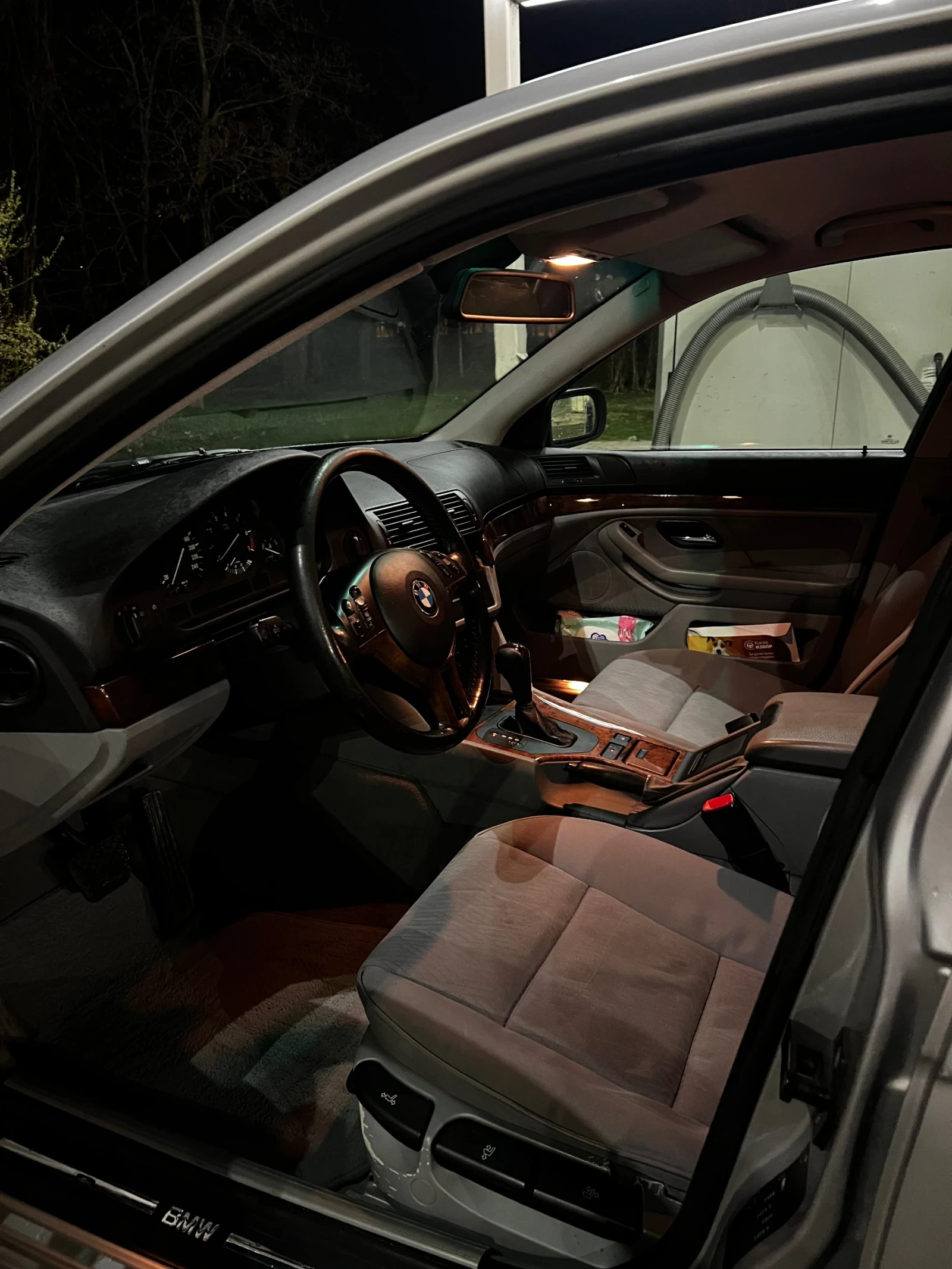 BMW 525  - изображение 8