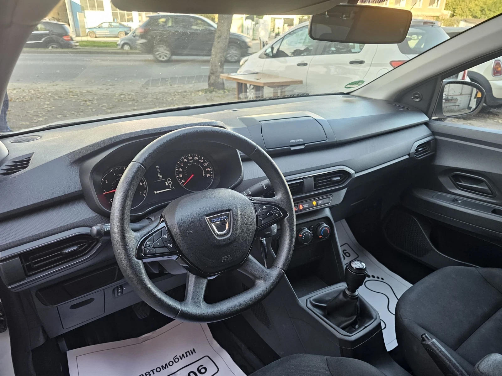 Dacia Sandero 12.2021г. 83 000км.Климатик | Mobile.bg — изображение 8