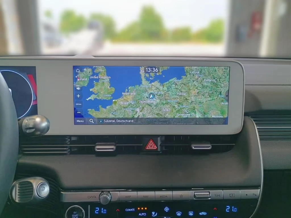 Hyundai Ioniq 5 77.4 kWh 4x4 UNIQ/360/КОЖА/PANO/BOSE/ОБДУХВАНЕ - изображение 9