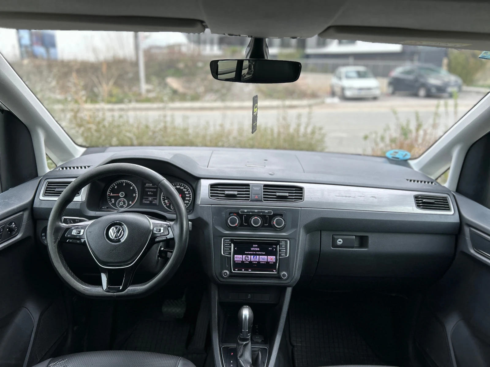 VW Caddy MAXI* 6+ 1* DSG* 2.0TDI | Mobile.bg   11