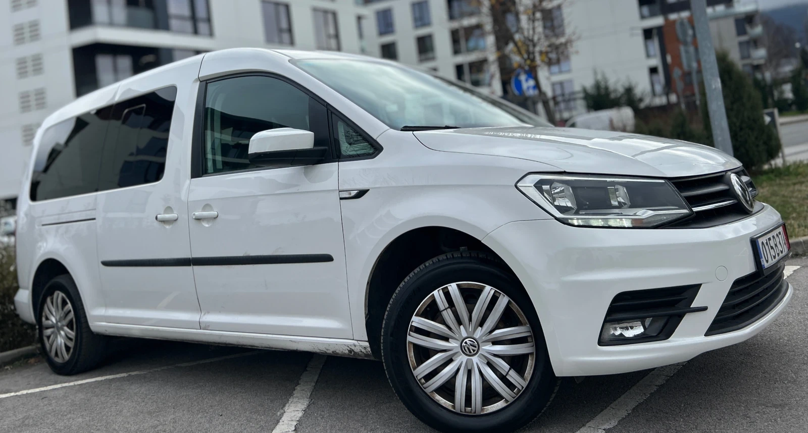 VW Caddy MAXI* 6+ 1* DSG* 2.0TDI - изображение 3