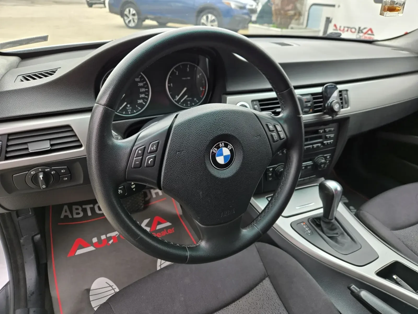 BMW 320 2.0D-163кс= АВТОМАТ= КСЕНОН= ШИБЕДАХ= ОБСЛУЖЕН - изображение 8