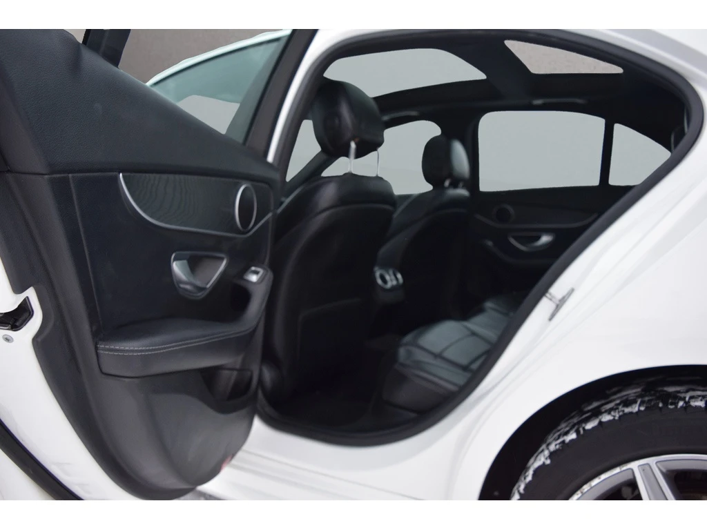 Mercedes-Benz C 300 * C300 4MATIC Navigation AMG Alloys * CARFAX * ��� | Mobile.bg � ����������� 17