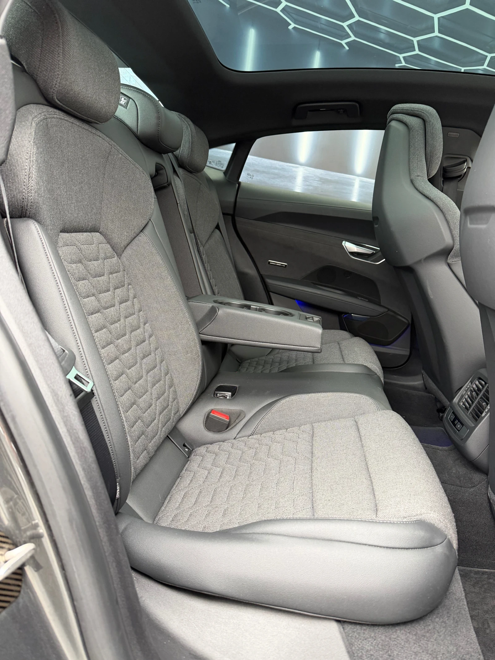 Audi E-Tron GT Edition Zero 1/100 | Mobile.bg � ����������� 12