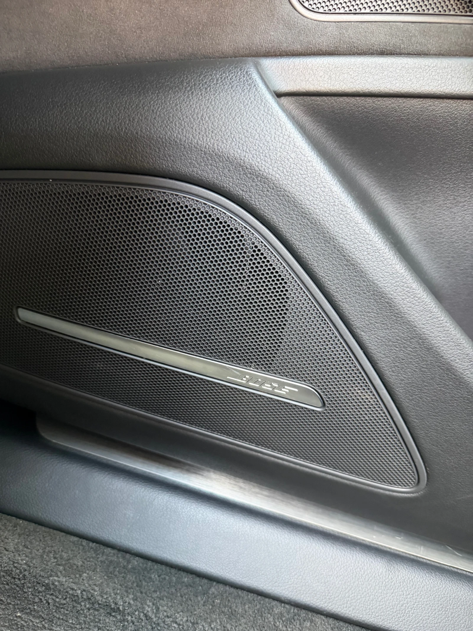 Audi A8 Bose, Solar 4.2TDI, снимка 15 - Автомобили и джипове - 53824643