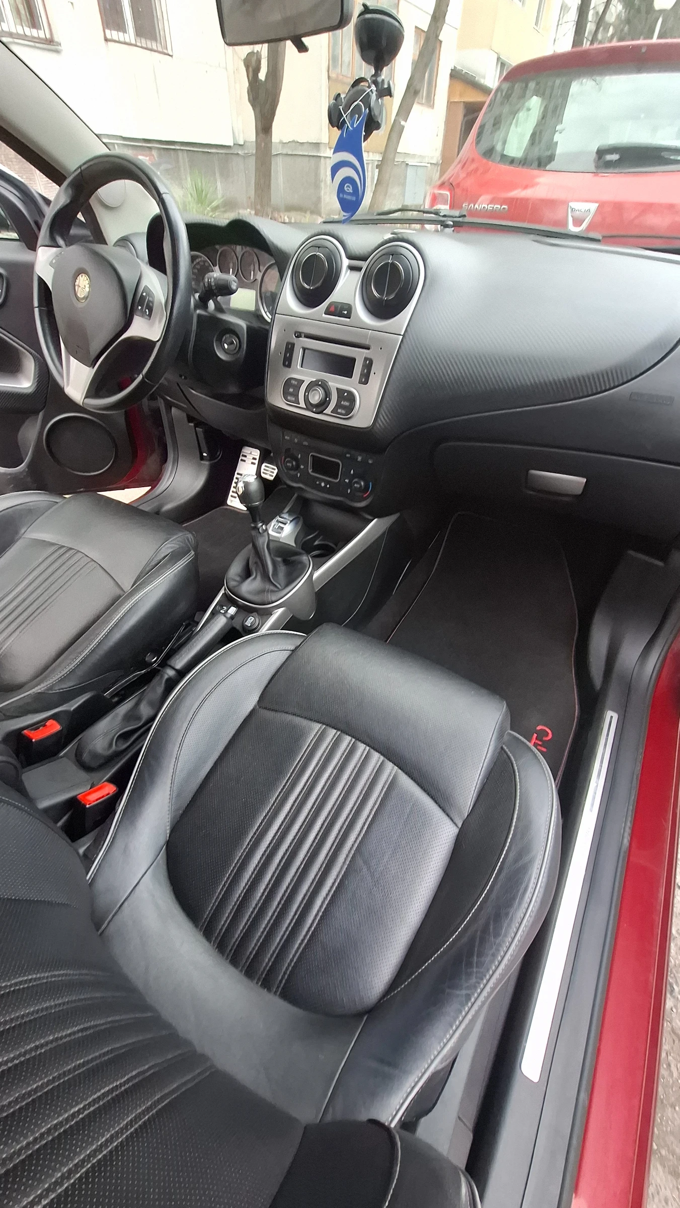 Alfa Romeo MiTo, снимка 10 - Автомобили и джипове - 53942216