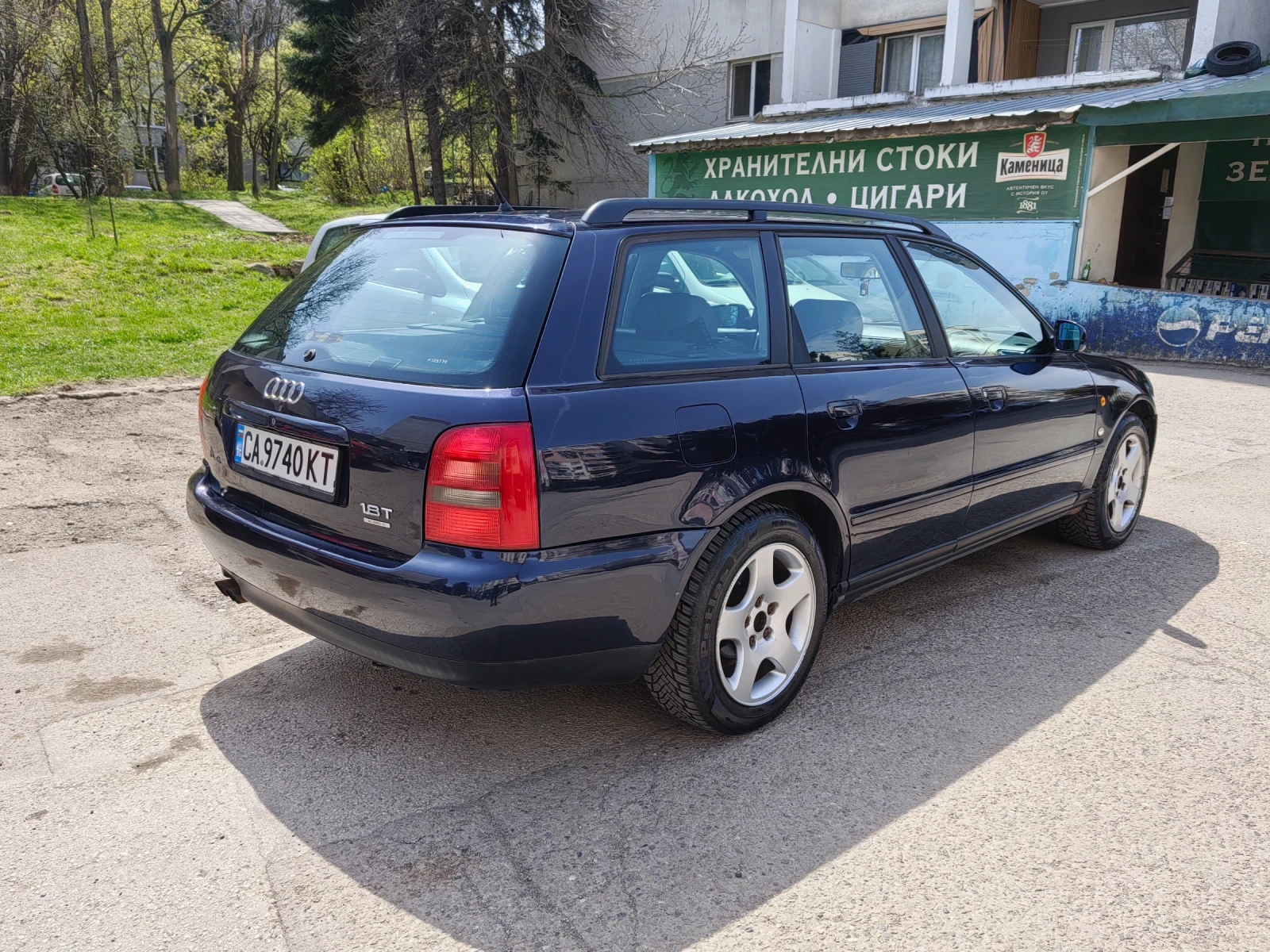 Audi A4 1.8Т quatro, снимка 4 - Автомобили и джипове - 54179237