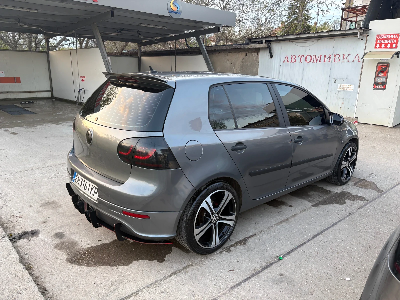 VW Golf, снимка 3 - Автомобили и джипове - 54230434