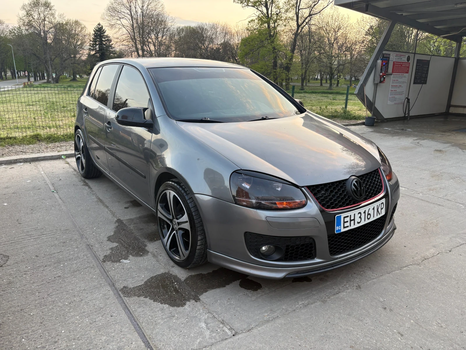 VW Golf, снимка 4 - Автомобили и джипове - 54230434