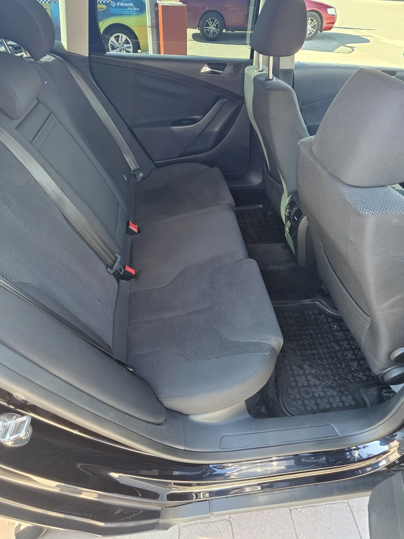 VW Passat, снимка 10 - Автомобили и джипове - 54272389