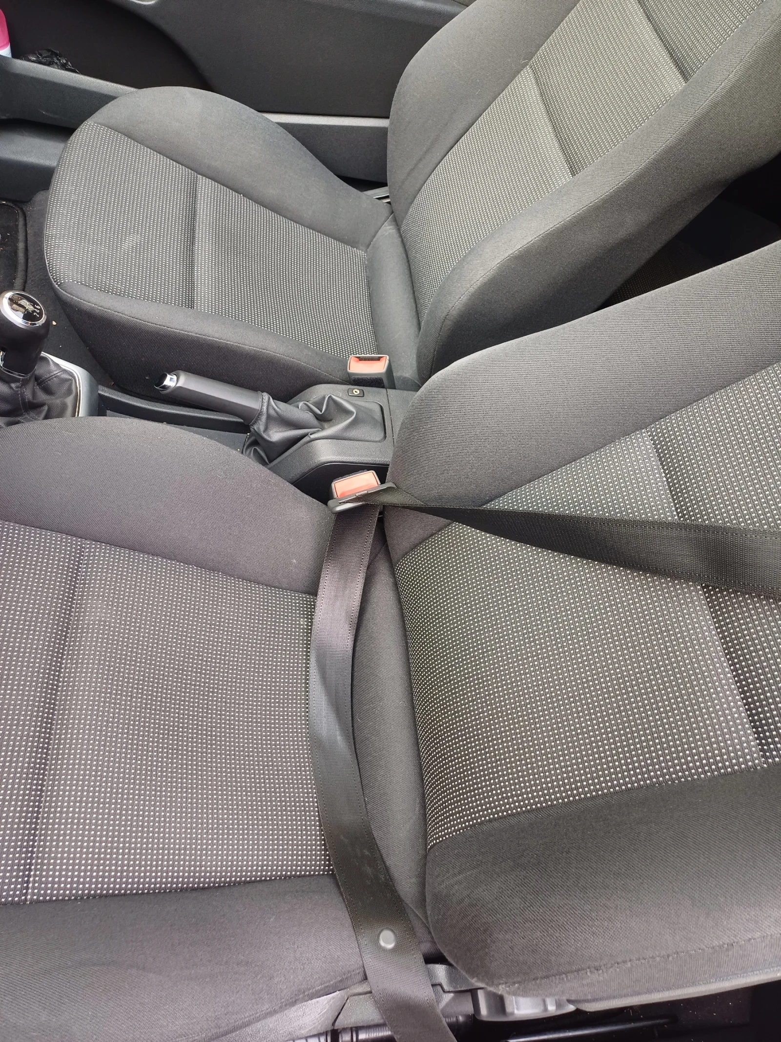 Opel Astra 1.6turbo panoramic , снимка 4 - Автомобили и джипове - 54346796