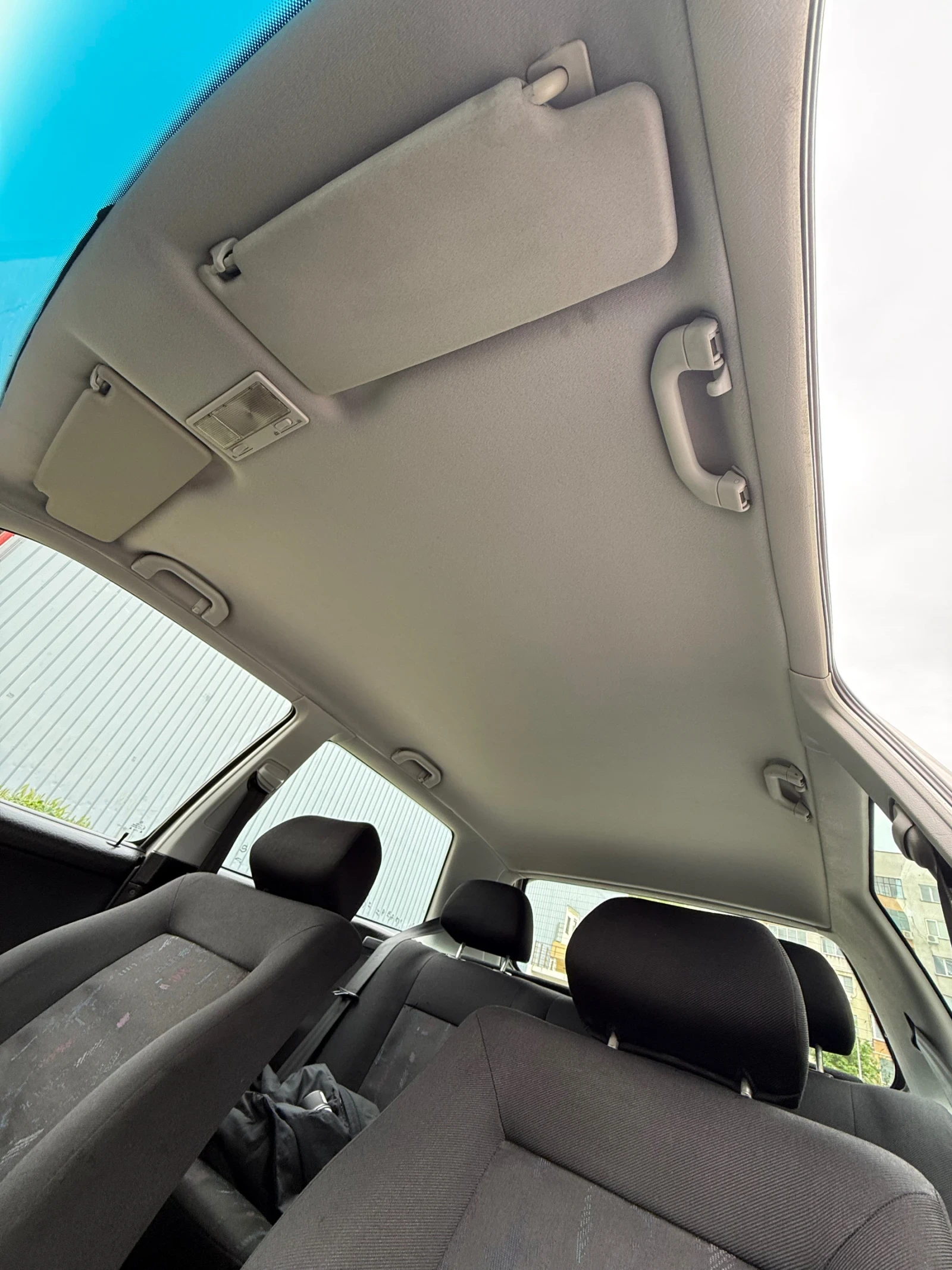 VW Golf 1.6 - АВТОМАТ, снимка 8 - Автомобили и джипове - 54379306