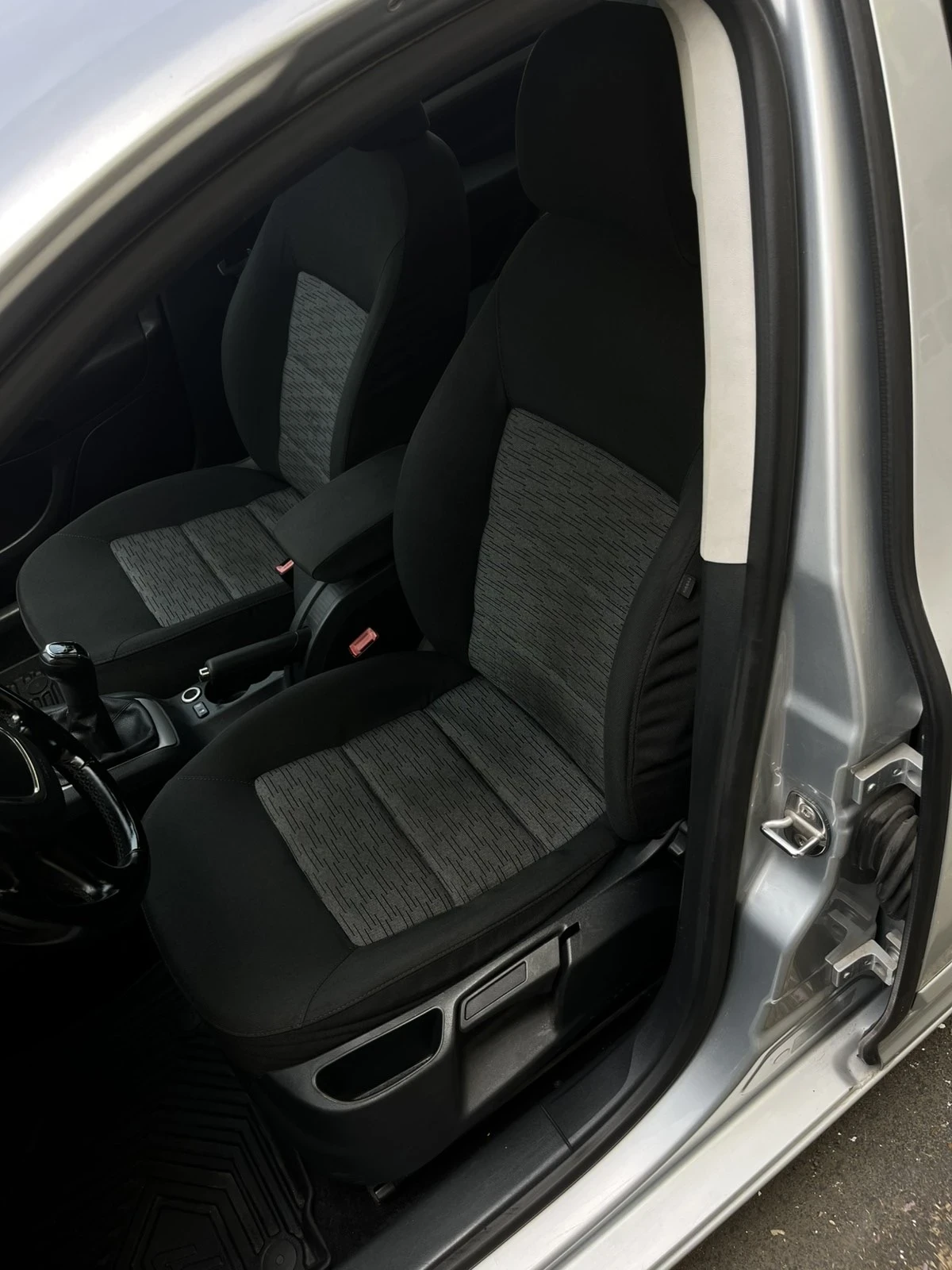 Skoda Octavia 105кс., снимка 8 - Автомобили и джипове - 54476521