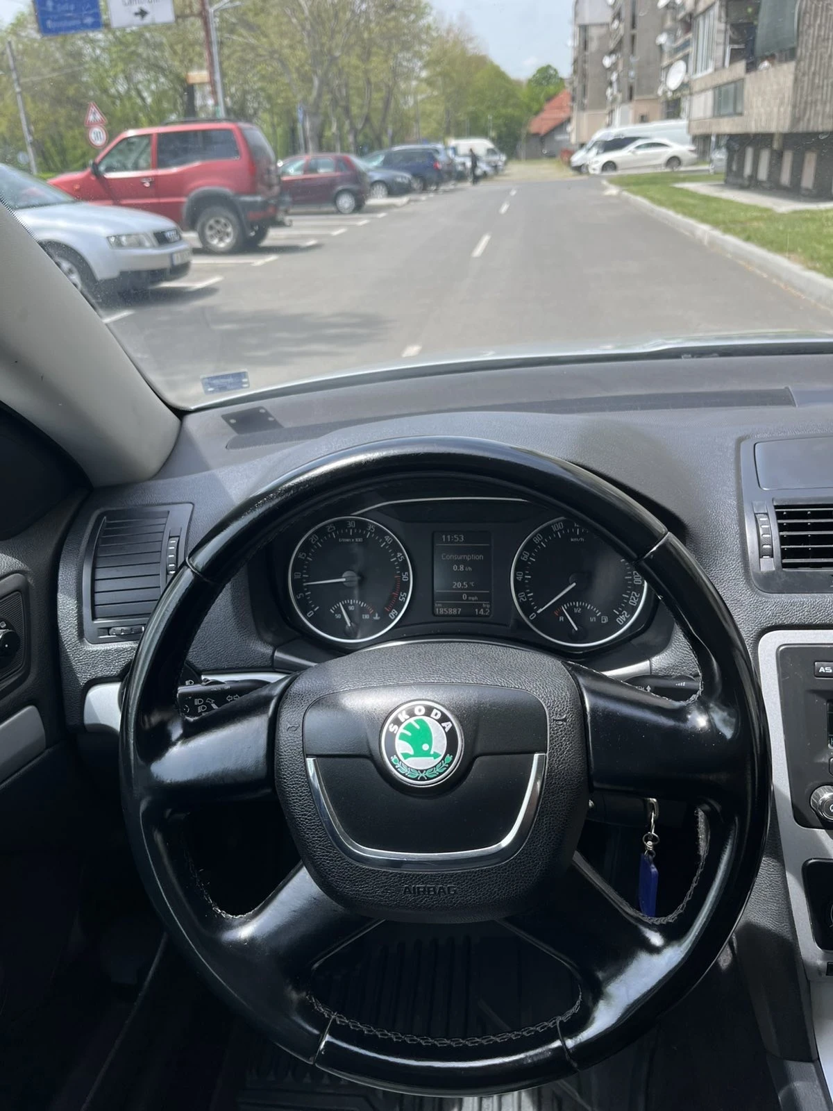 Skoda Octavia 105кс., снимка 11 - Автомобили и джипове - 54476521