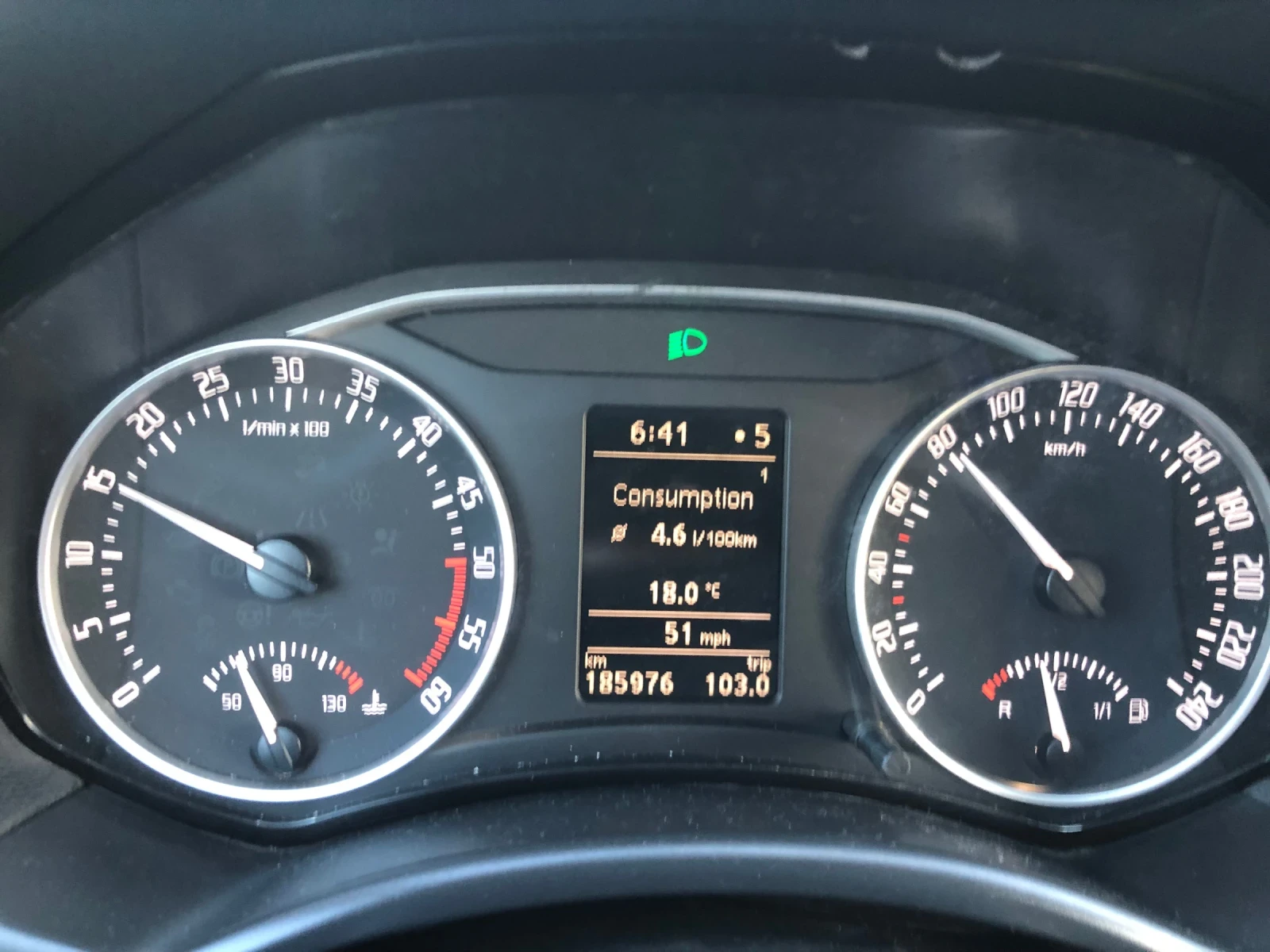 Skoda Octavia 105кс., снимка 14 - Автомобили и джипове - 54937525