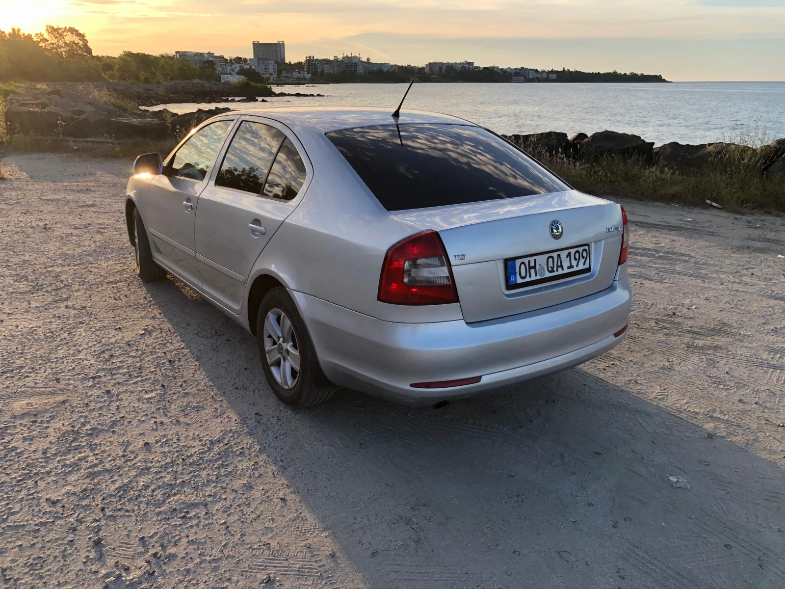 Skoda Octavia 105кс., снимка 10 - Автомобили и джипове - 54937525