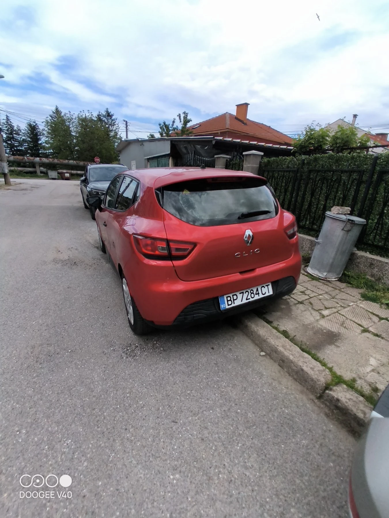 Renault Clio 1.2, снимка 2 - Автомобили и джипове - 54493982