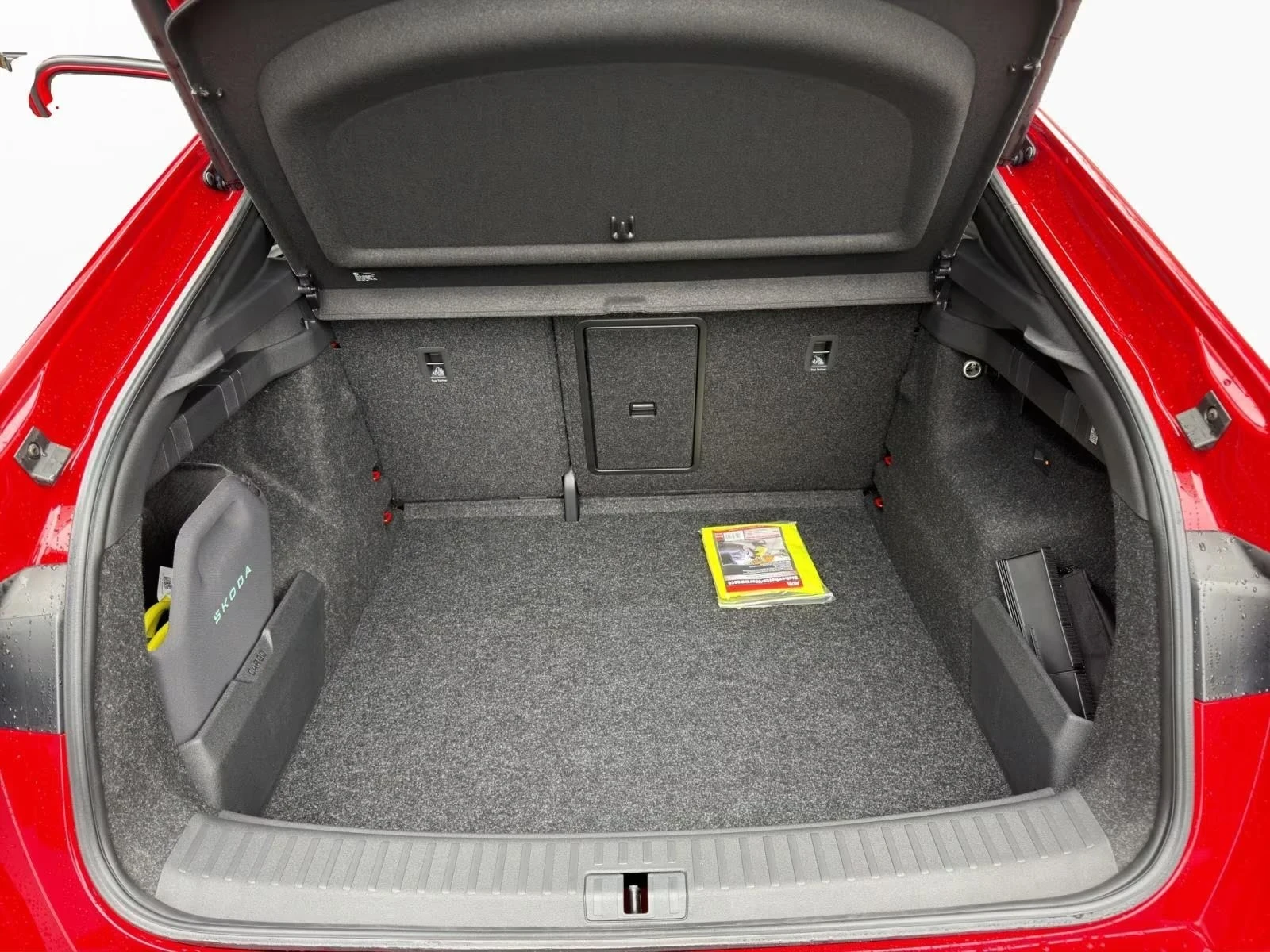 Skoda Enyaq RS FACELIFT DISTR MATRIX 360* W/P HUD PANO CANTON | Mobile.bg � ����������� 16