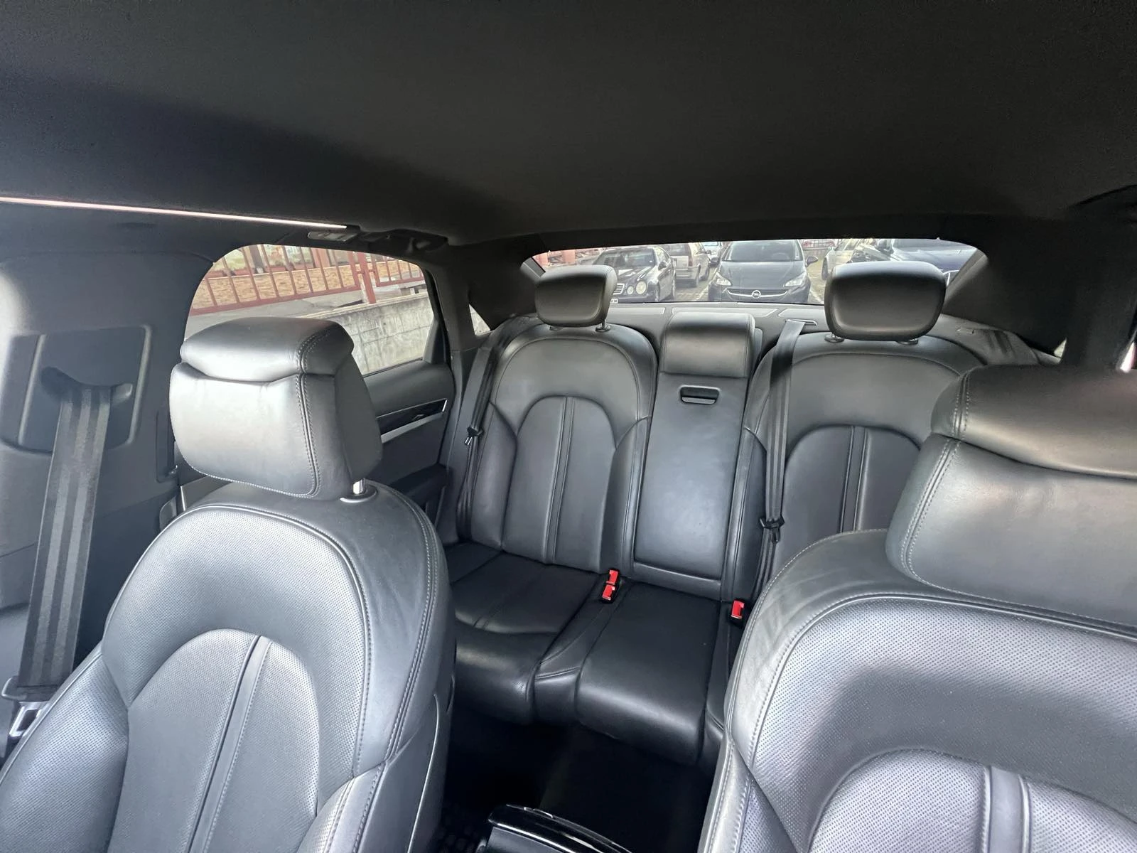 Audi A8 MATRIX, FACELIFT, CARPLAY, ПЕЧКА, снимка 12 - Автомобили и джипове - 54552564