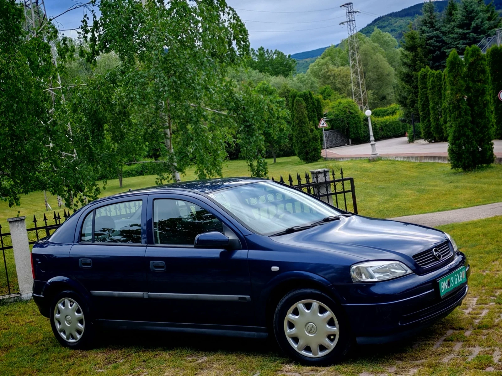 Opel Astra 1.7CDTI(80)* КЛИМАТИК* НОВ ВНОС* , снимка 8 - Автомобили и джипове - 54597944
